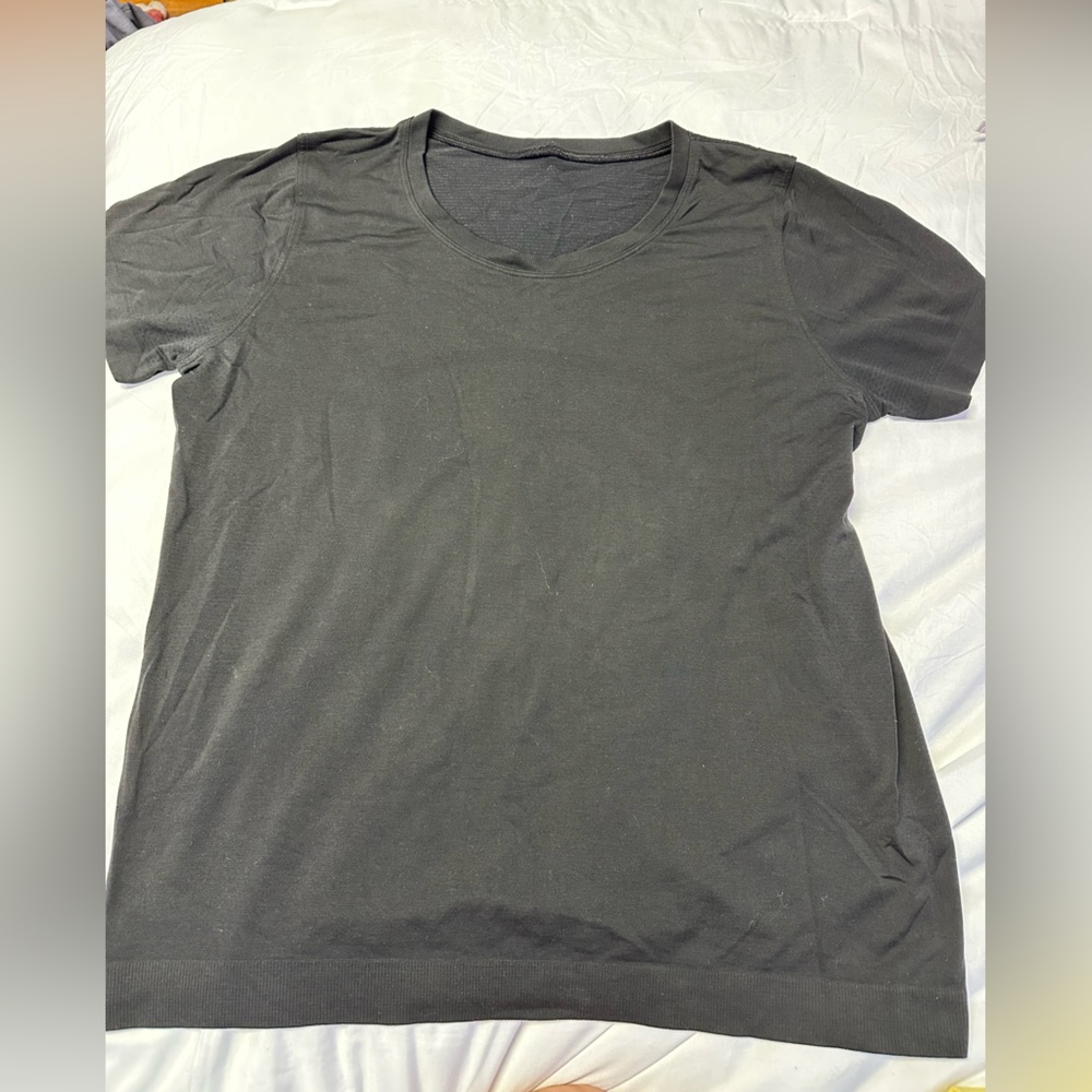 Lululemon swiftly tech short sleeve shirt